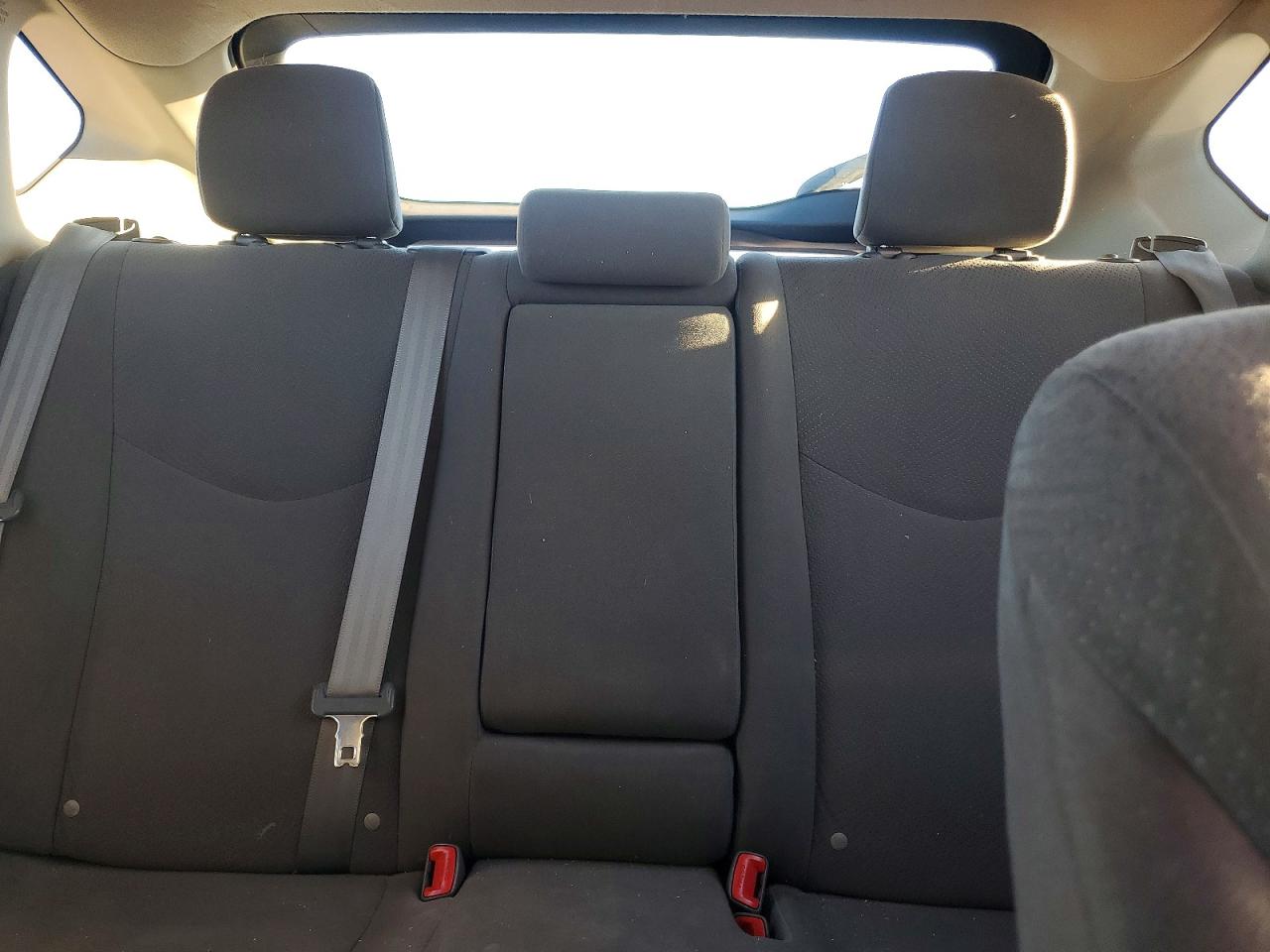 2010 TOYOTA PRIUS photo 19