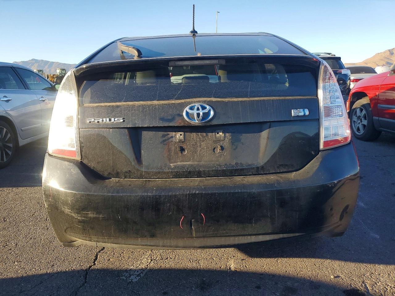 2010 TOYOTA PRIUS photo 11