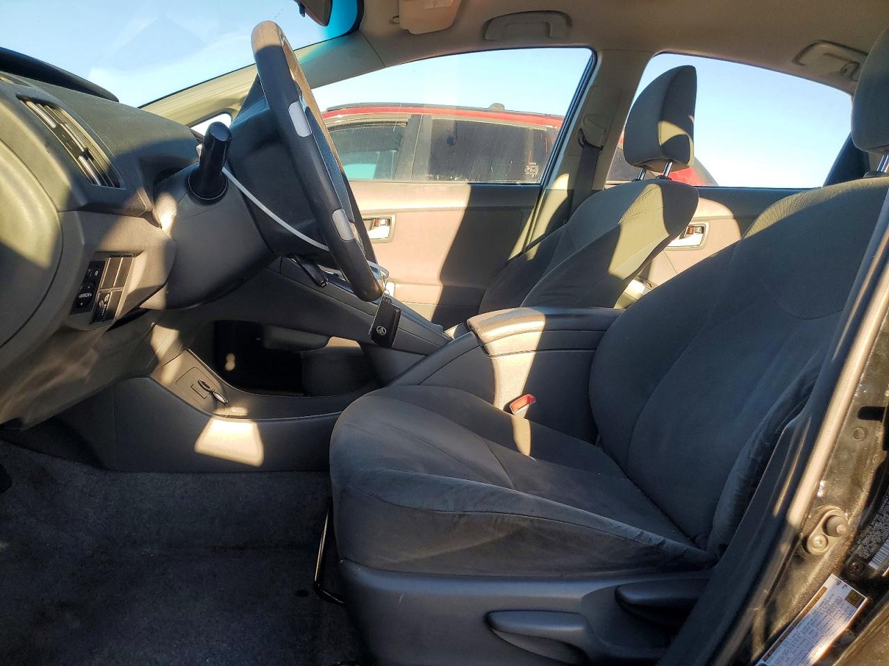 2010 TOYOTA PRIUS photo 13