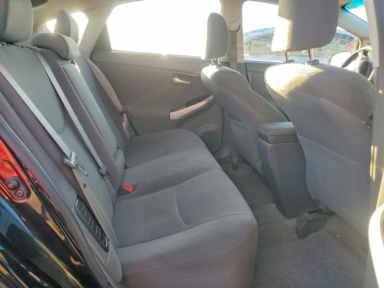 2010 TOYOTA PRIUS photo 21