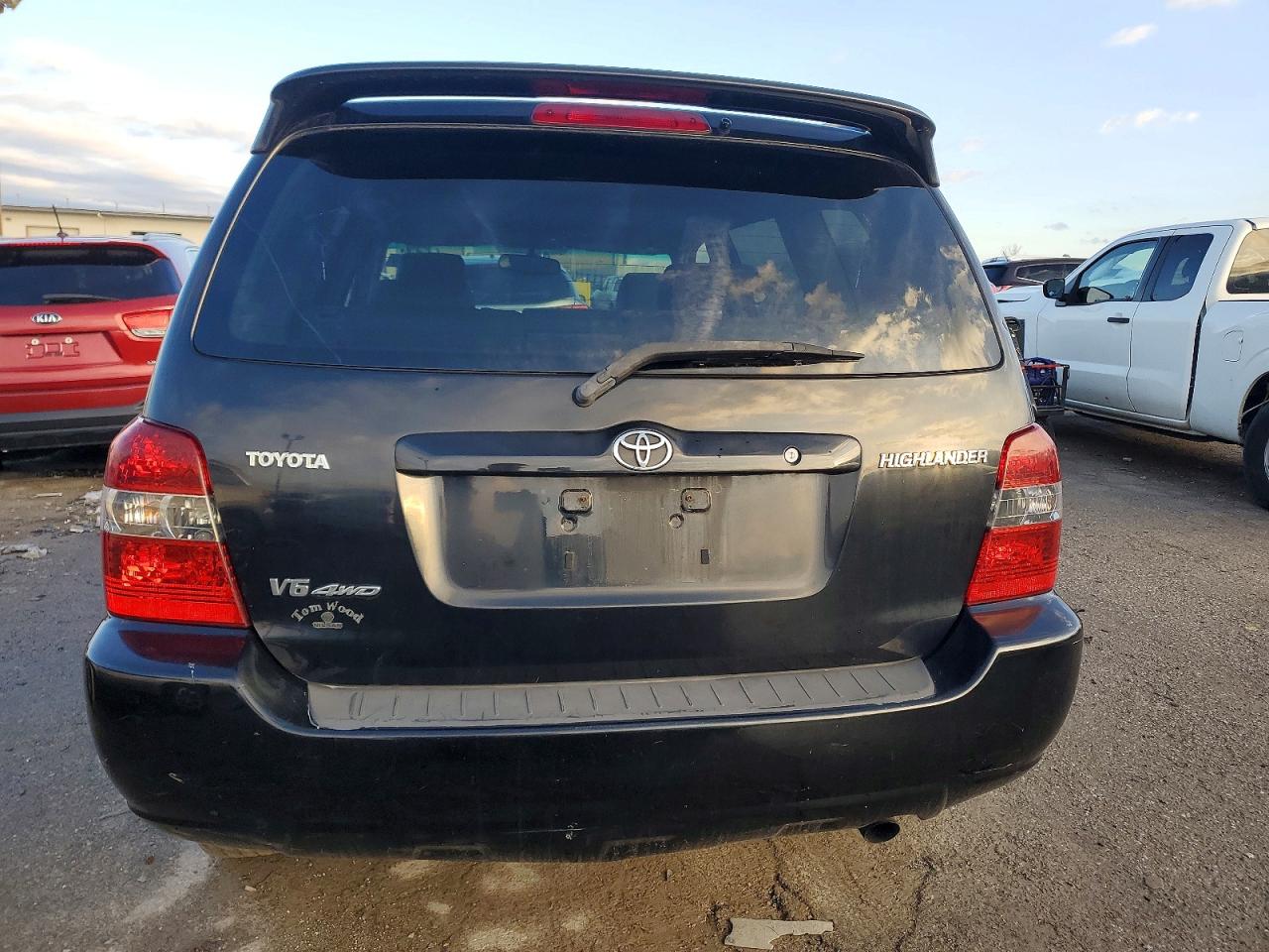 2006 TOYOTA HIGHLANDER LIMITED photo 6