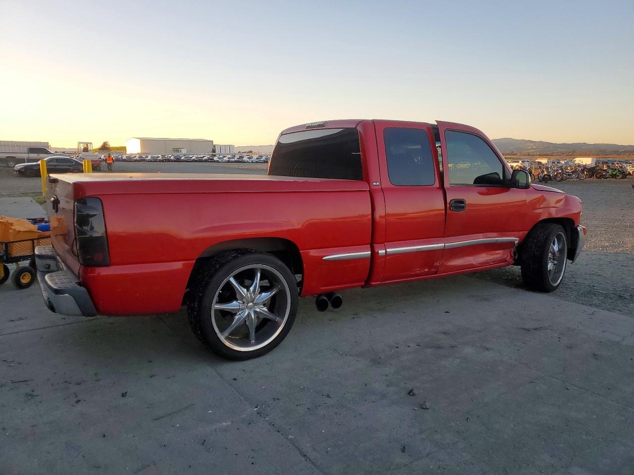 2000 GMC NEW SIERRA C1500 photo 3