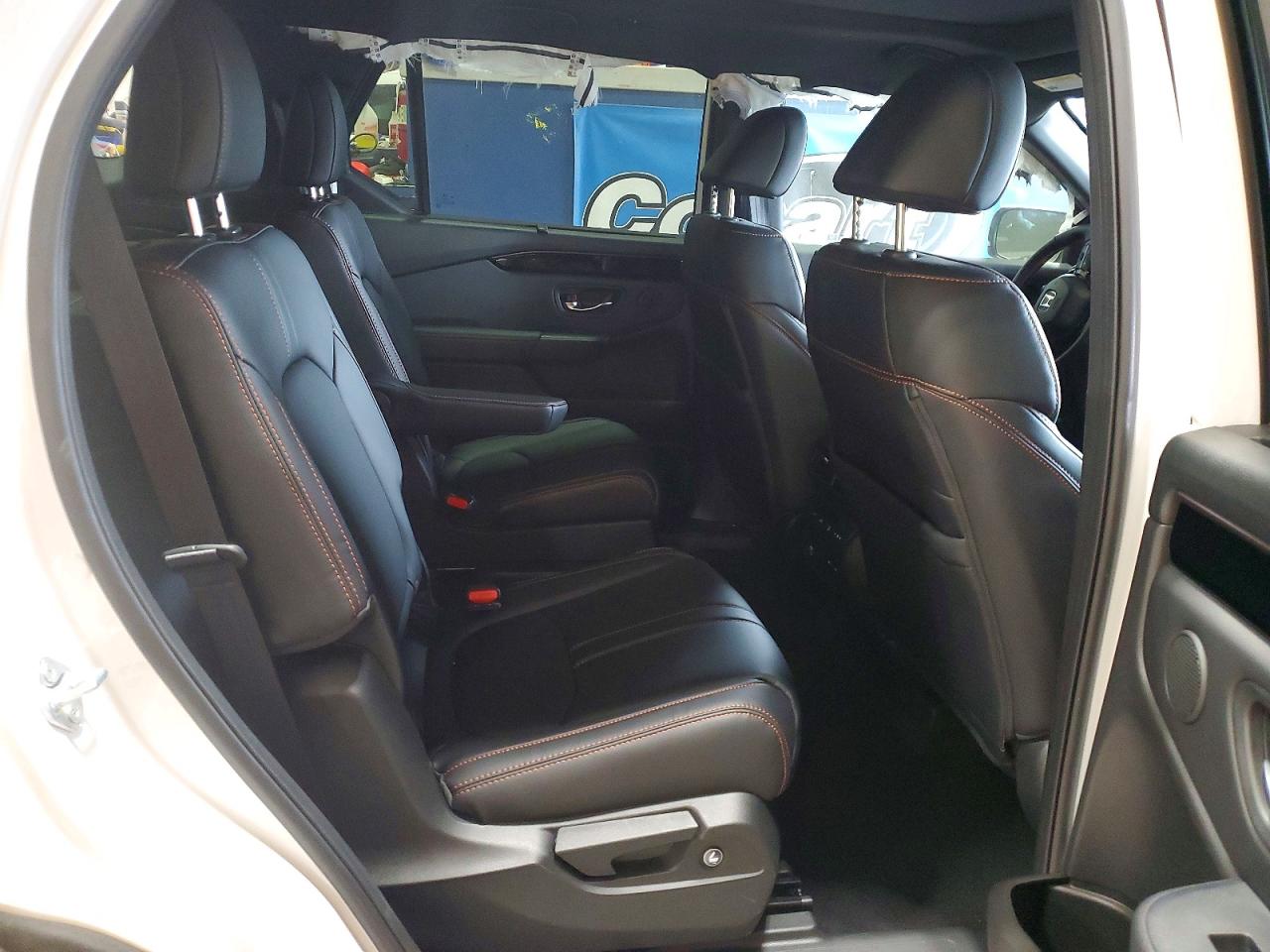 2025 HONDA PILOT TRAILSPORT photo 11