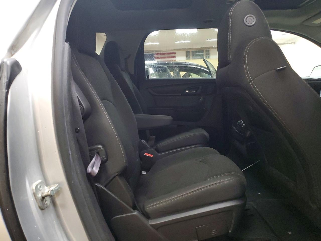 2014 GMC ACADIA SLE photo 31