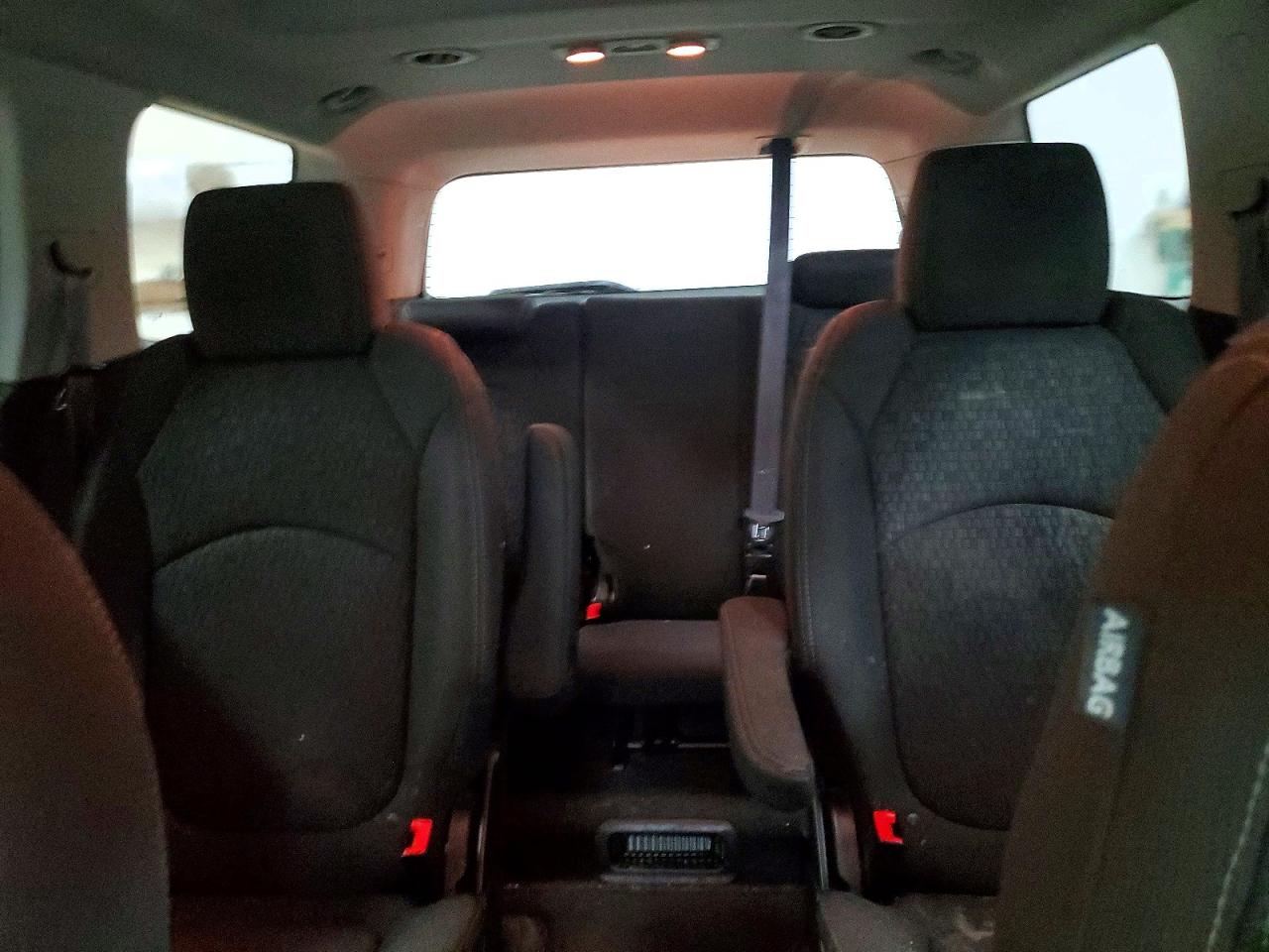 2014 GMC ACADIA SLE photo 28