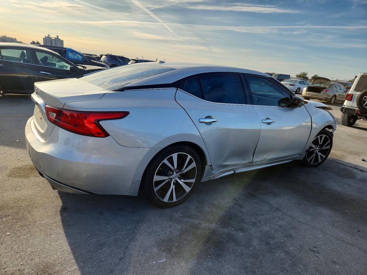 2017 NISSAN MAXIMA 3.5S photo 3