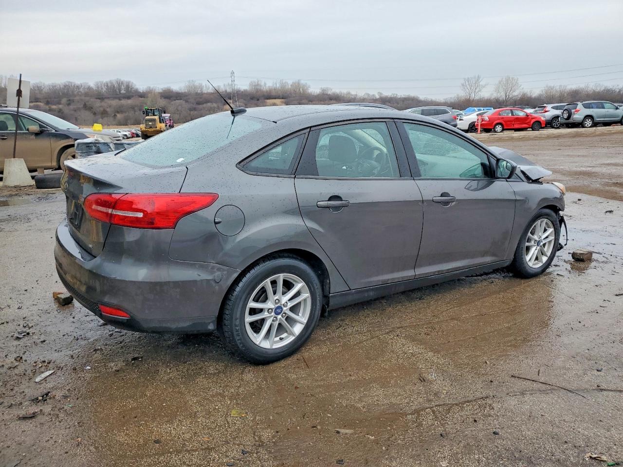 2018 FORD FOCUS SE photo 3