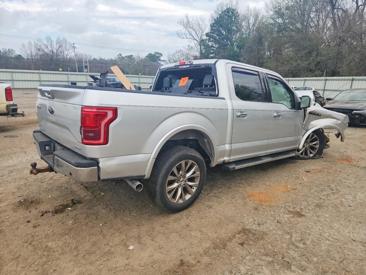 2015 FORD F150 SUPERCREW photo 3