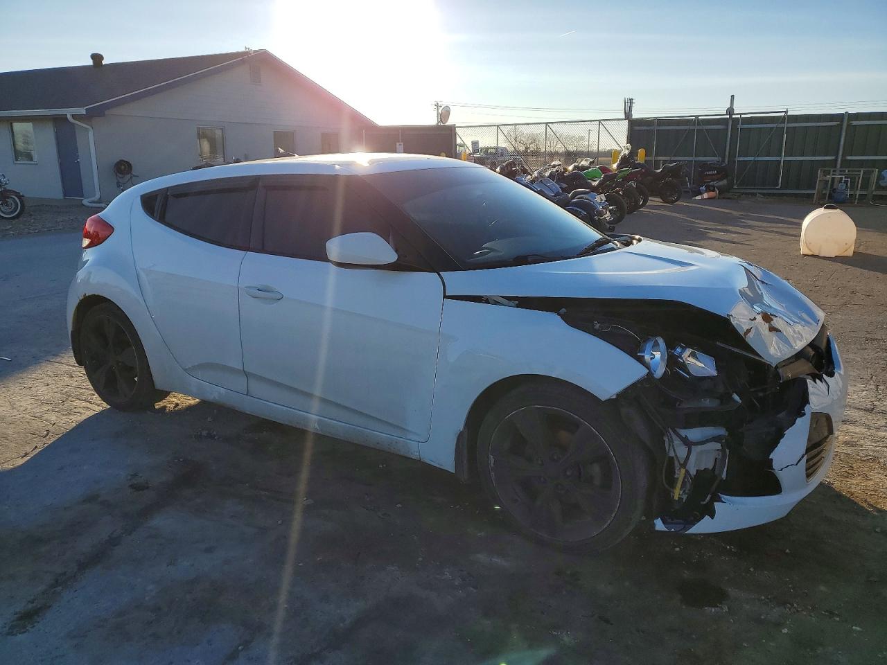 2016 HYUNDAI VELOSTER photo 7