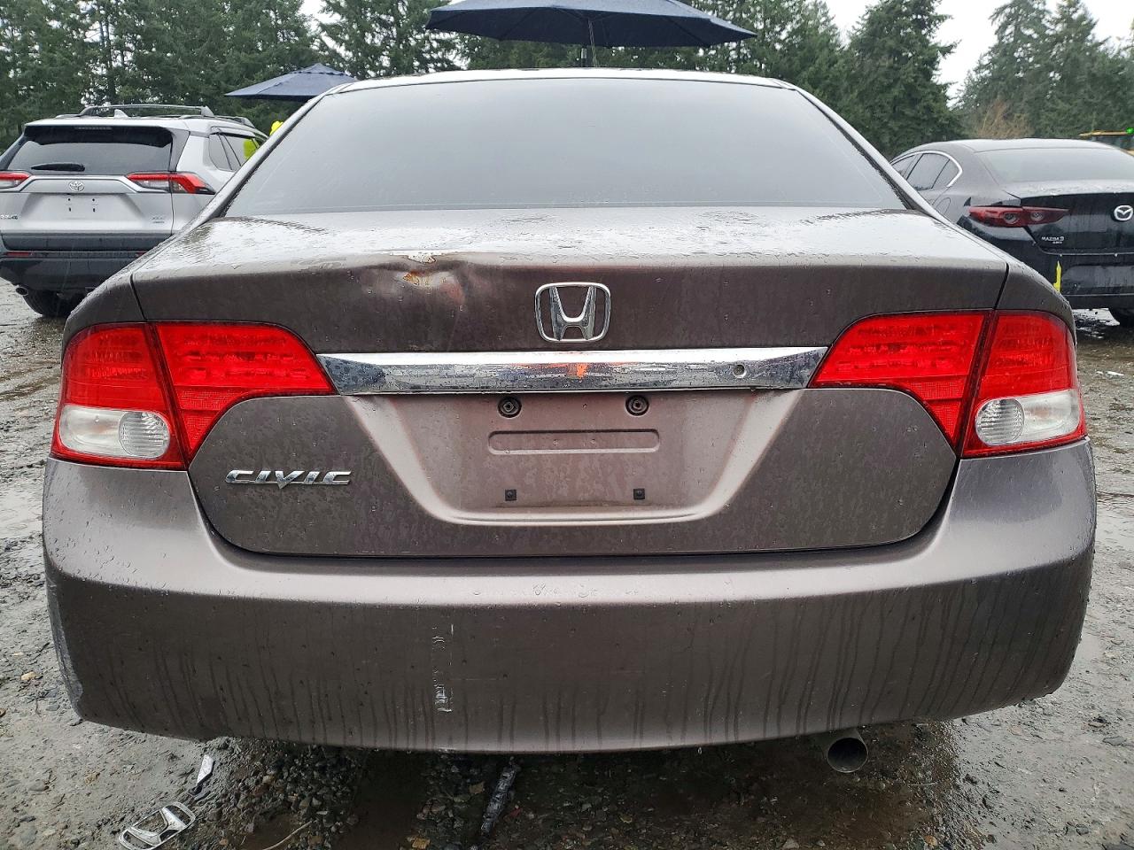 2011 HONDA CIVIC LX photo 6