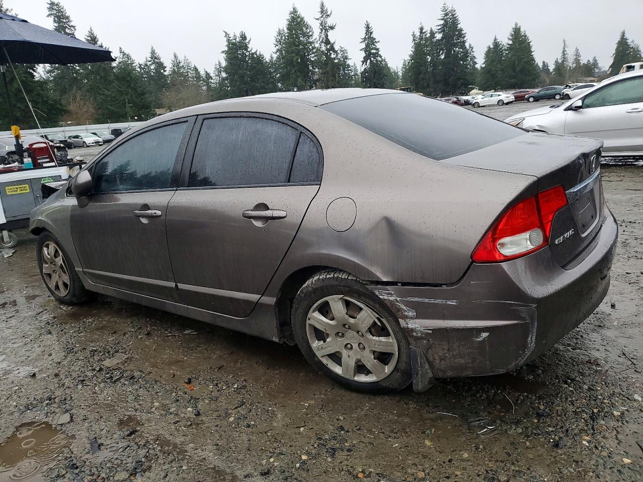 2011 HONDA CIVIC LX photo 2