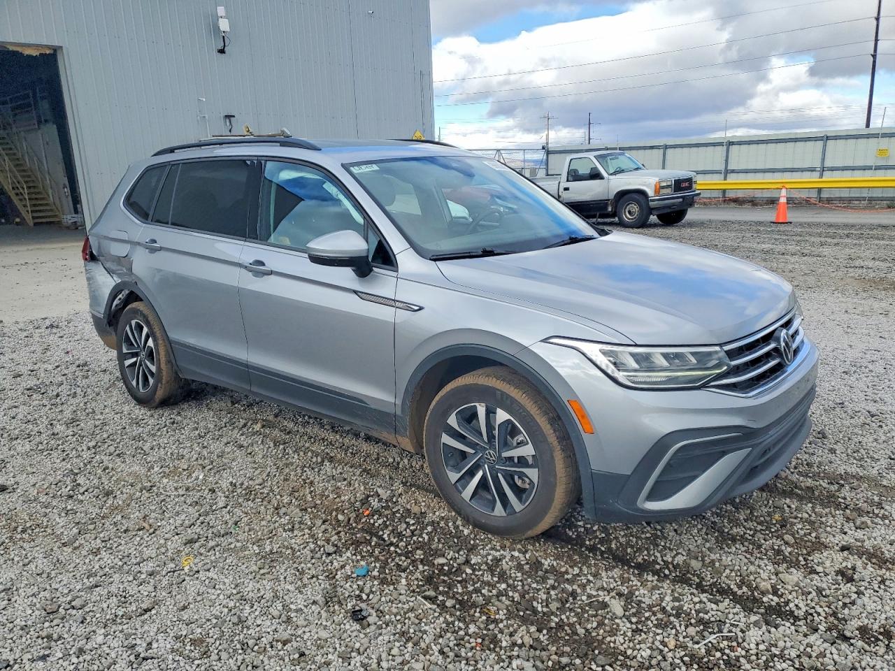 2024 VOLKSWAGEN TIGUAN S photo 7
