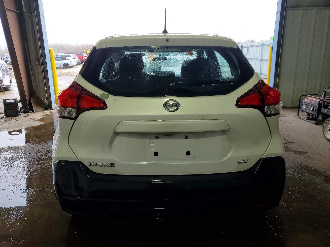 2018 NISSAN KICKS SV photo 6
