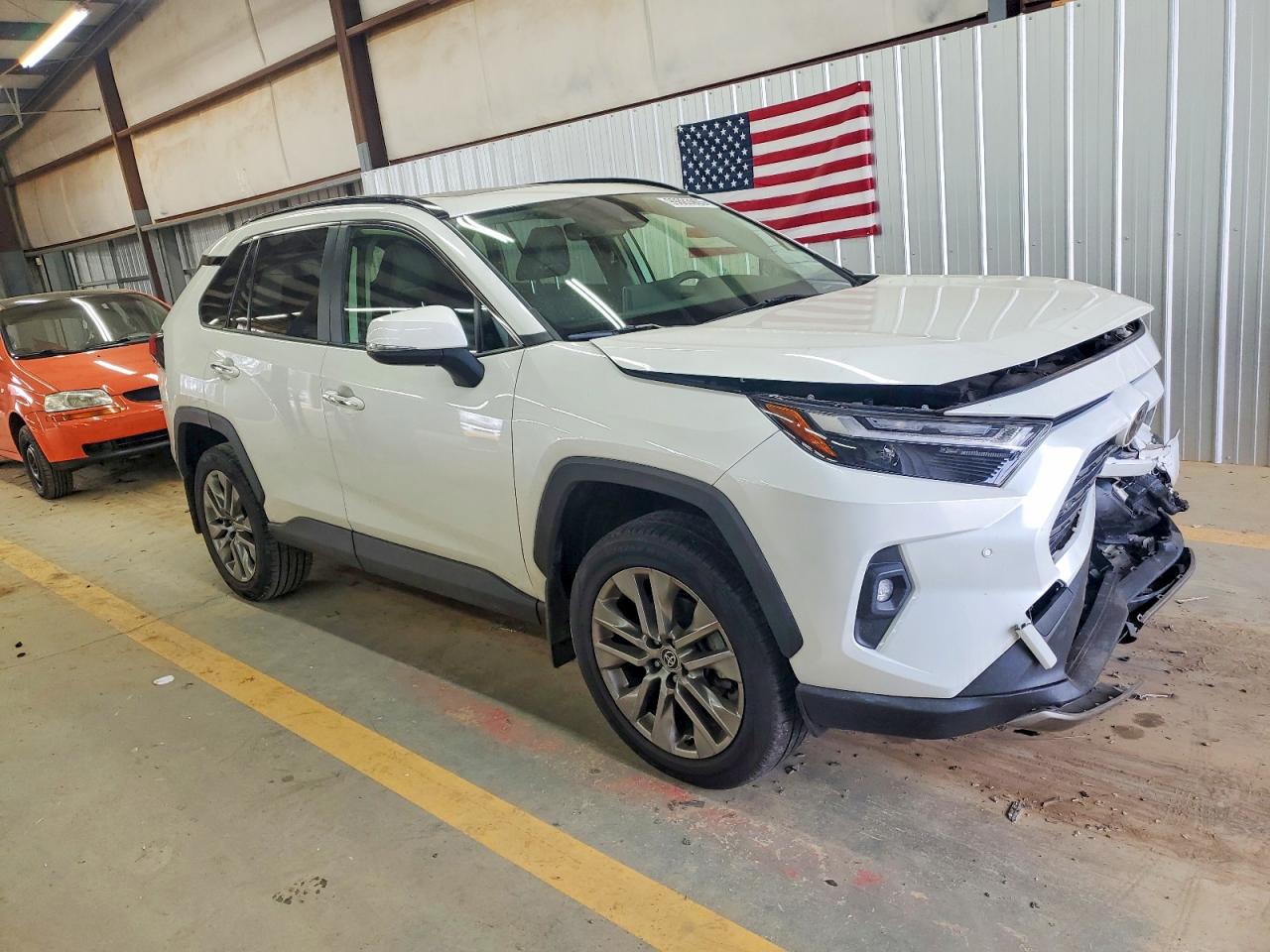 2022 TOYOTA RAV4 LIMITED photo 4