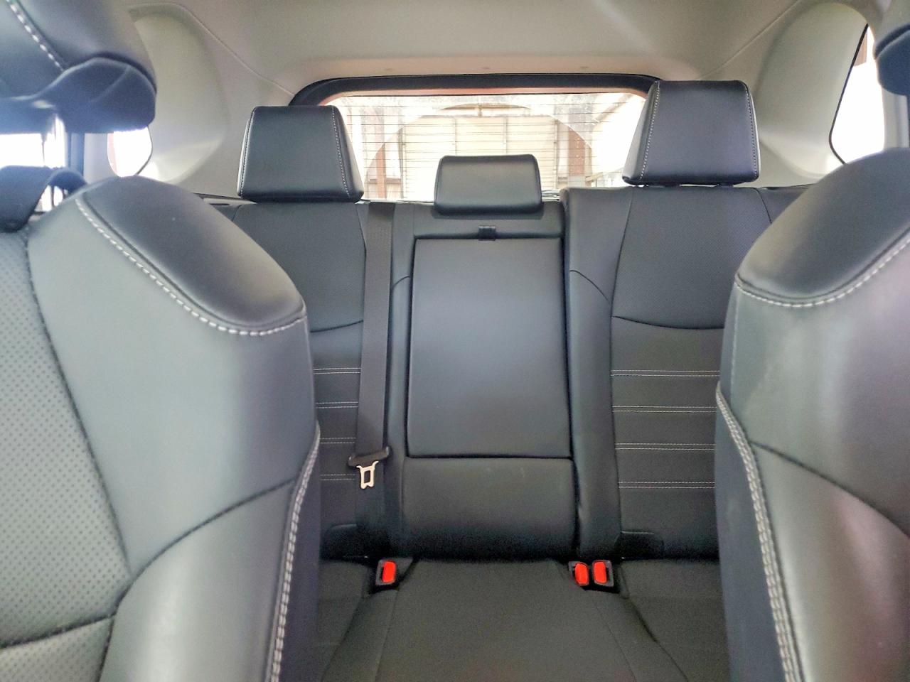 2022 TOYOTA RAV4 LIMITED photo 10