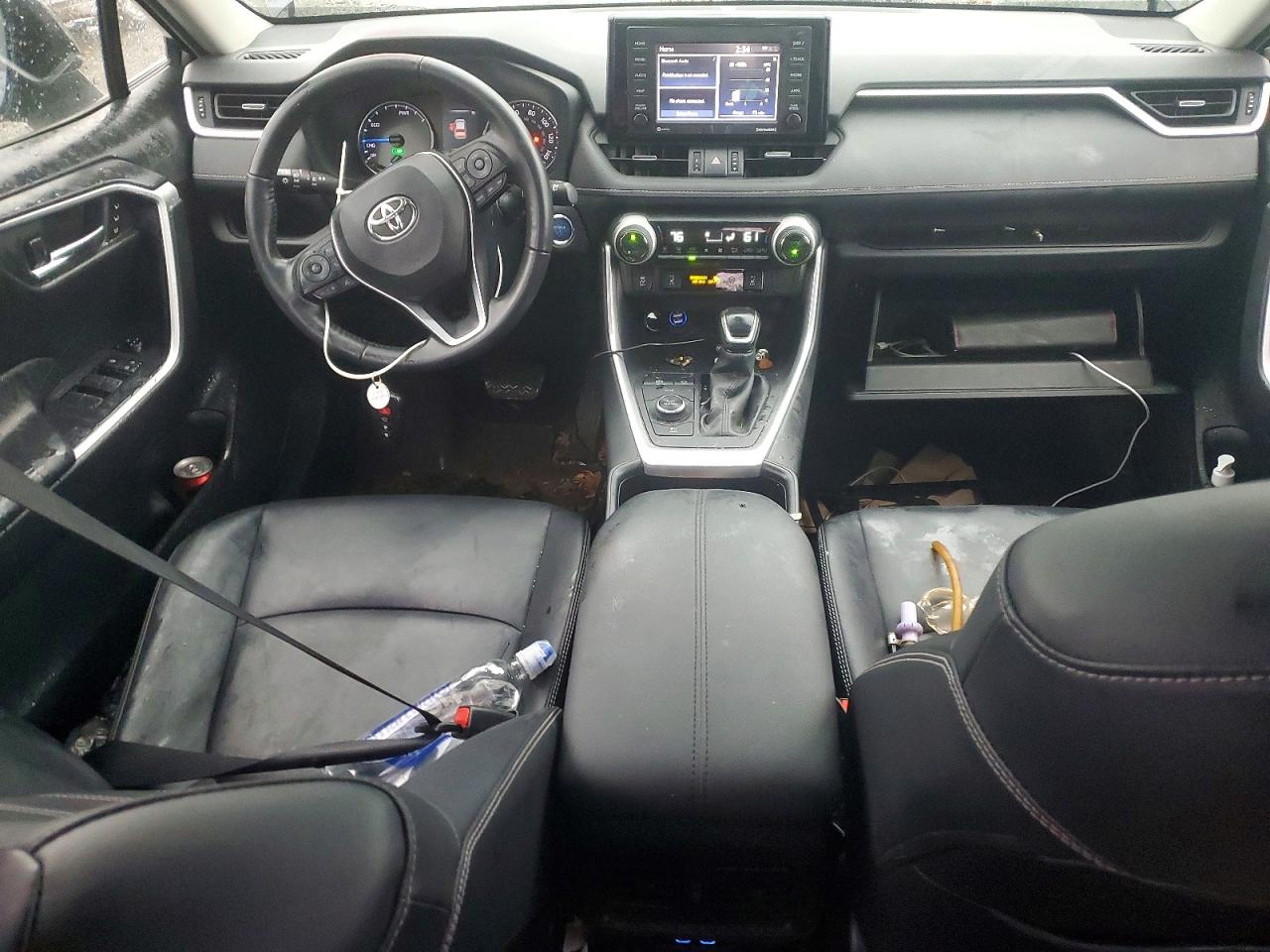 2022 TOYOTA RAV4 XLE PREMIUM photo 8