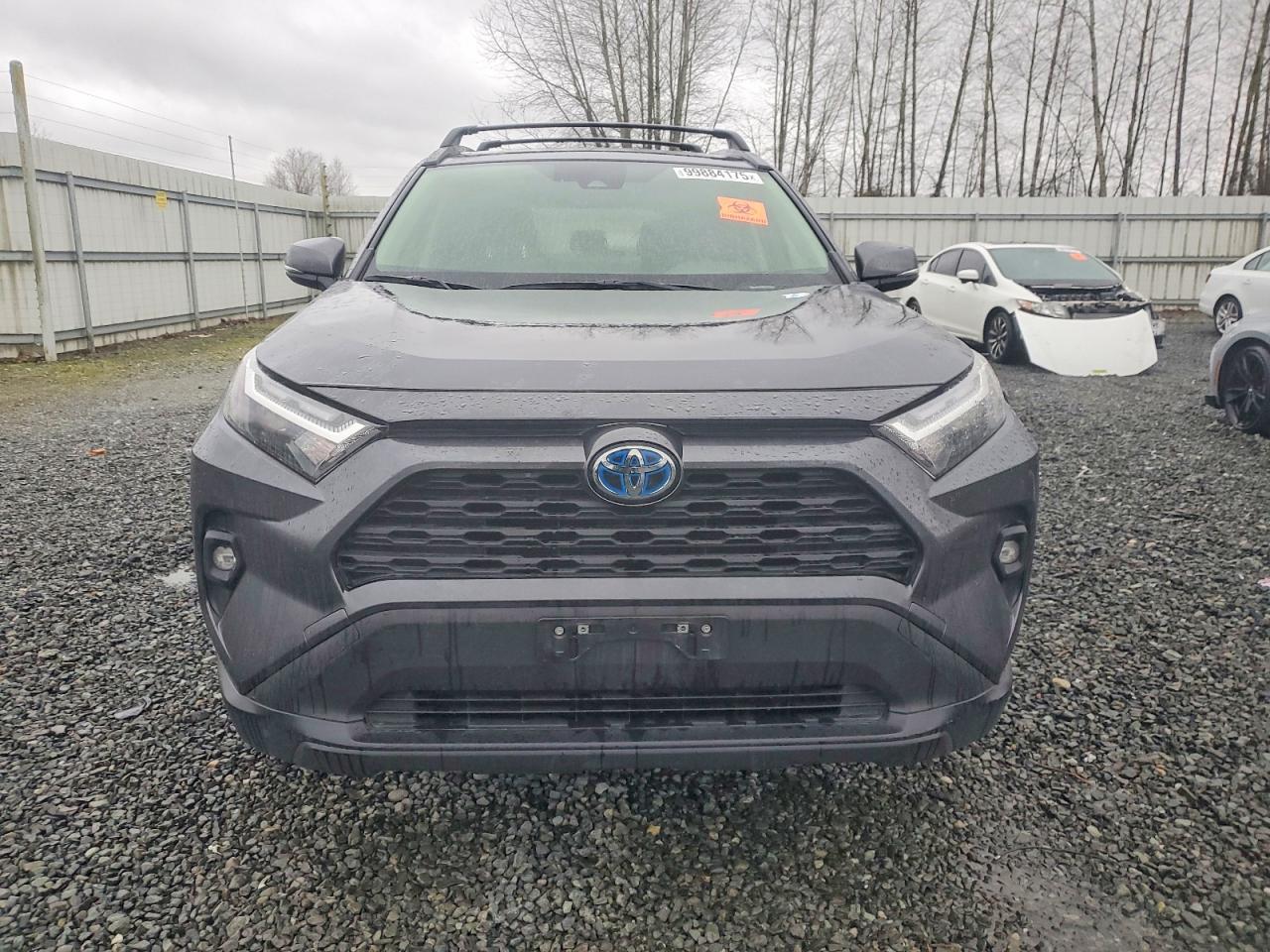 2022 TOYOTA RAV4 XLE PREMIUM photo 5