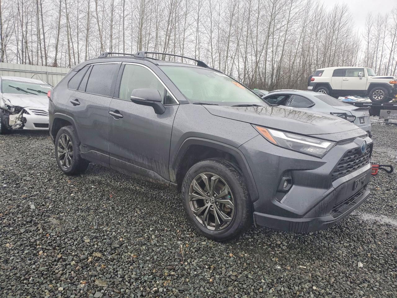 2022 TOYOTA RAV4 XLE PREMIUM photo 4