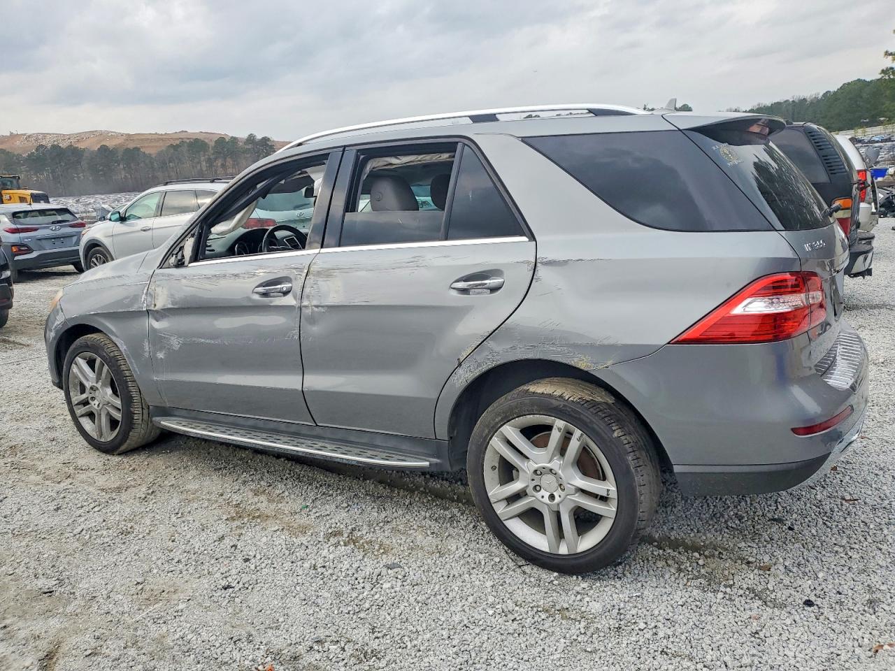 2015 MERCEDES-BENZ ML 350 photo 2