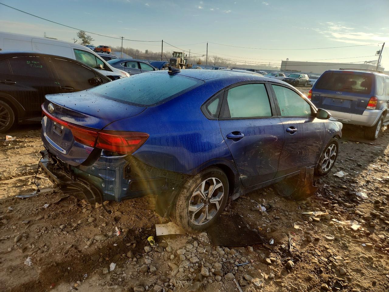 2019 KIA FORTE LXS photo 3