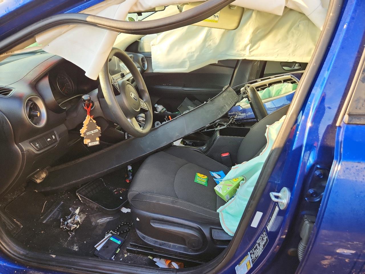 2019 KIA FORTE LXS photo 7