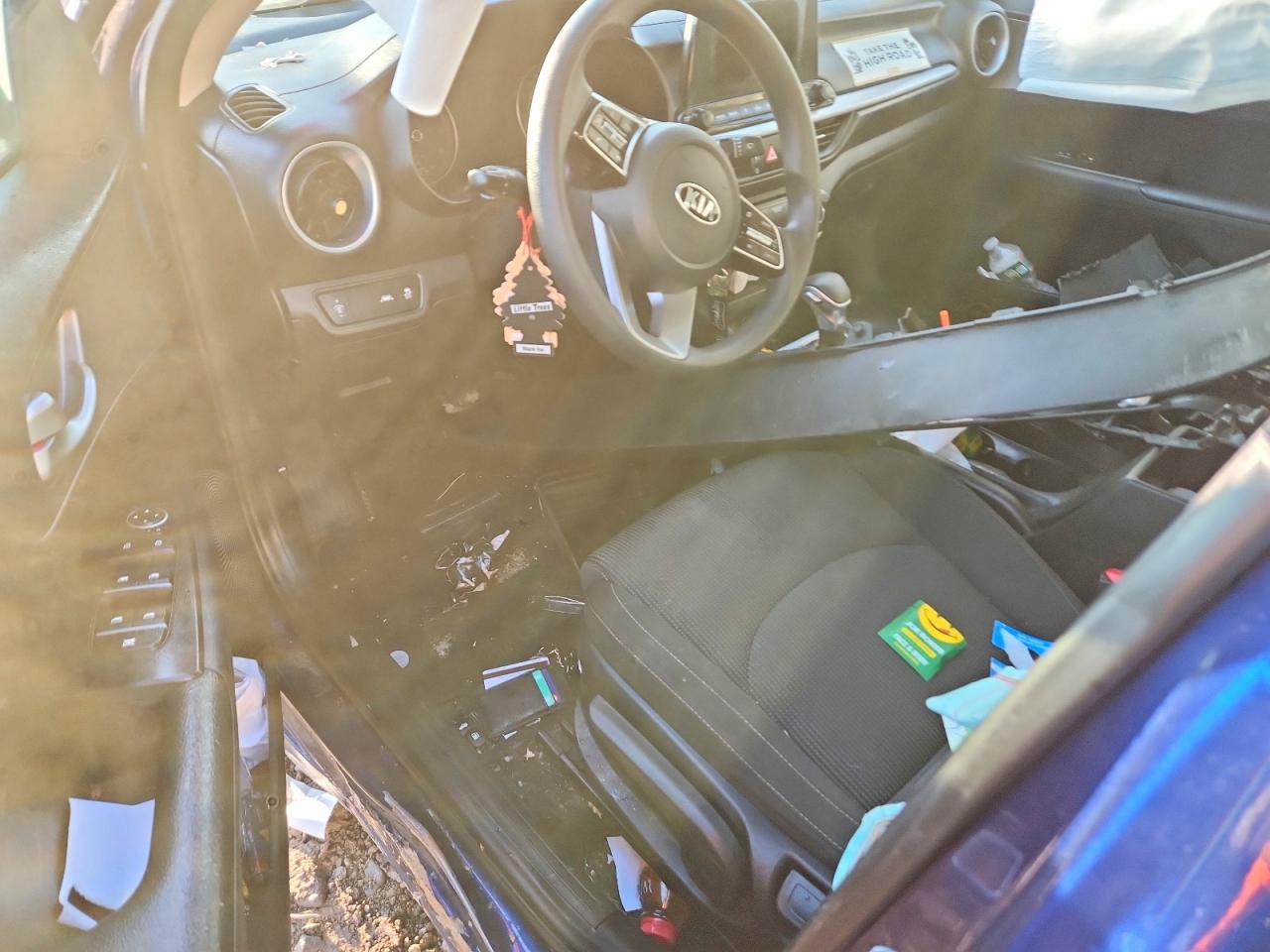 2019 KIA FORTE LXS photo 8