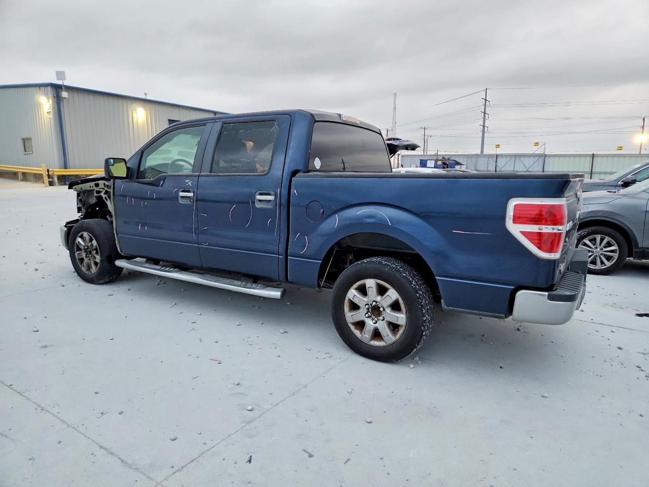 2013 FORD F150 SUPERCREW photo 2