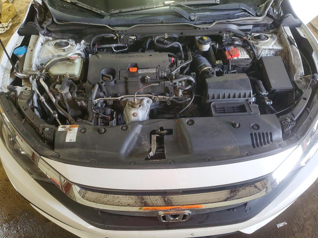 2017 HONDA CIVIC LX photo 11