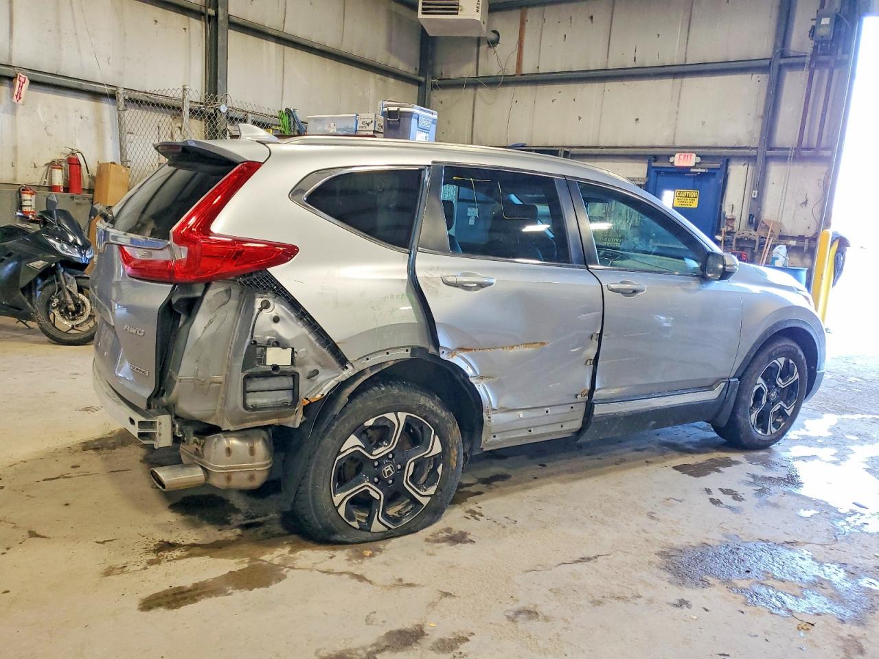 2018 HONDA CR-V TOURING photo 3