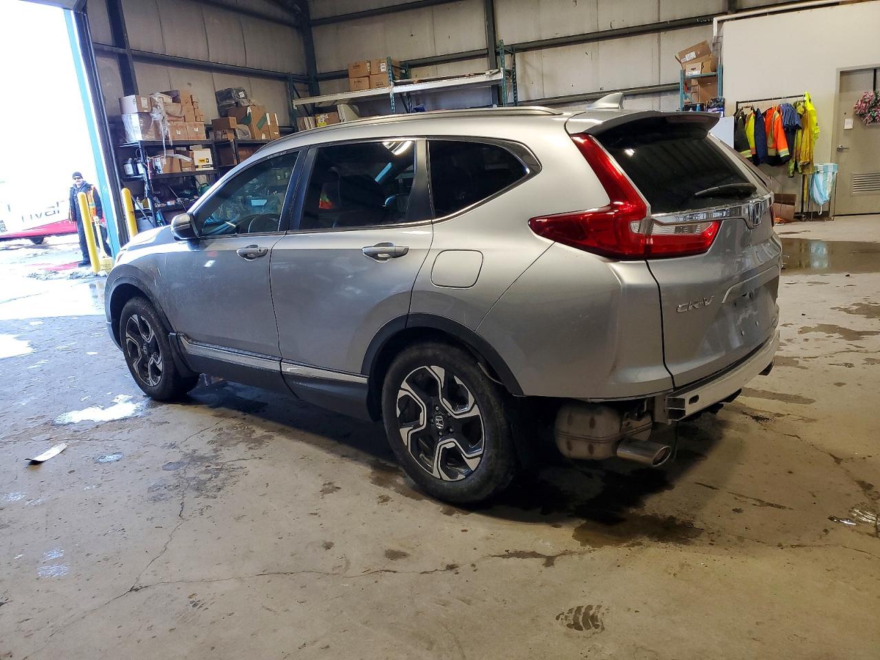 2018 HONDA CR-V TOURING photo 2