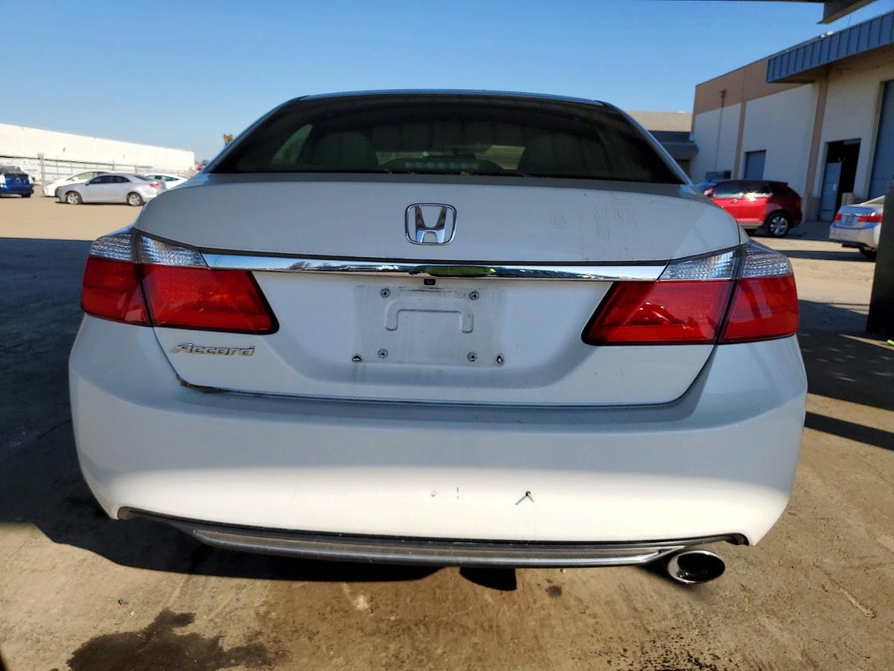 2015 HONDA ACCORD LX photo 11