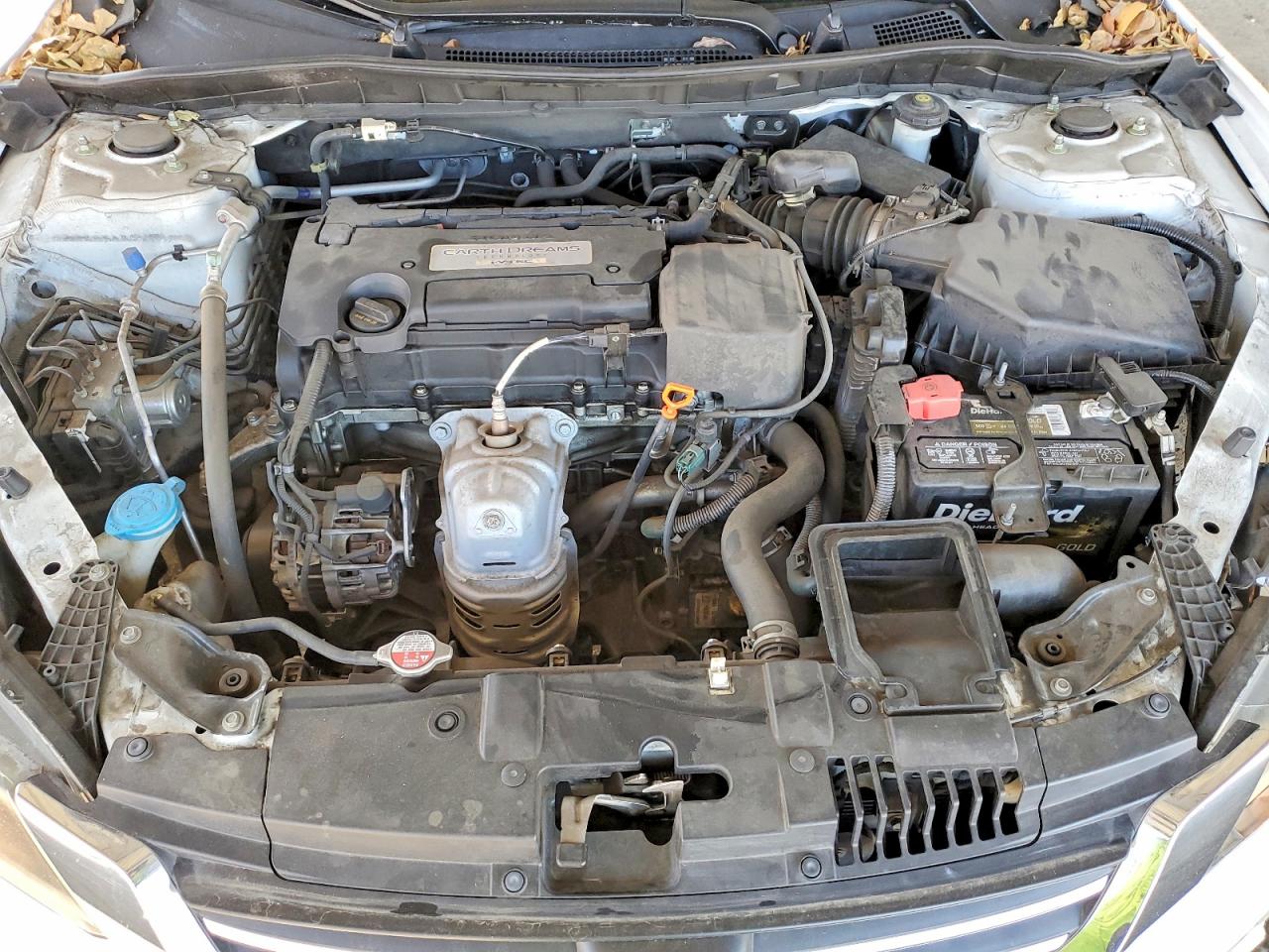 2015 HONDA ACCORD LX photo 21