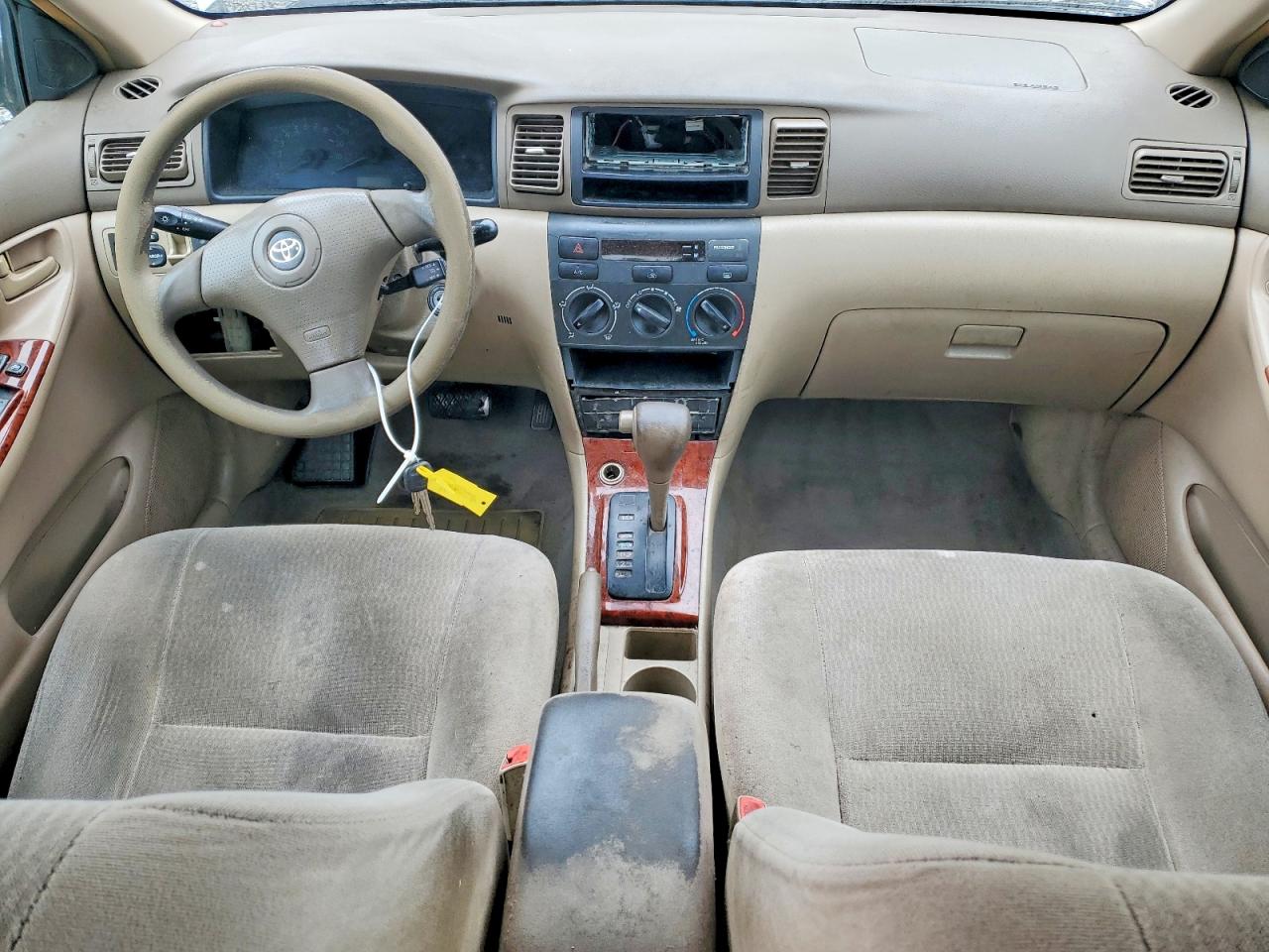 2006 TOYOTA COROLLA CE photo 8