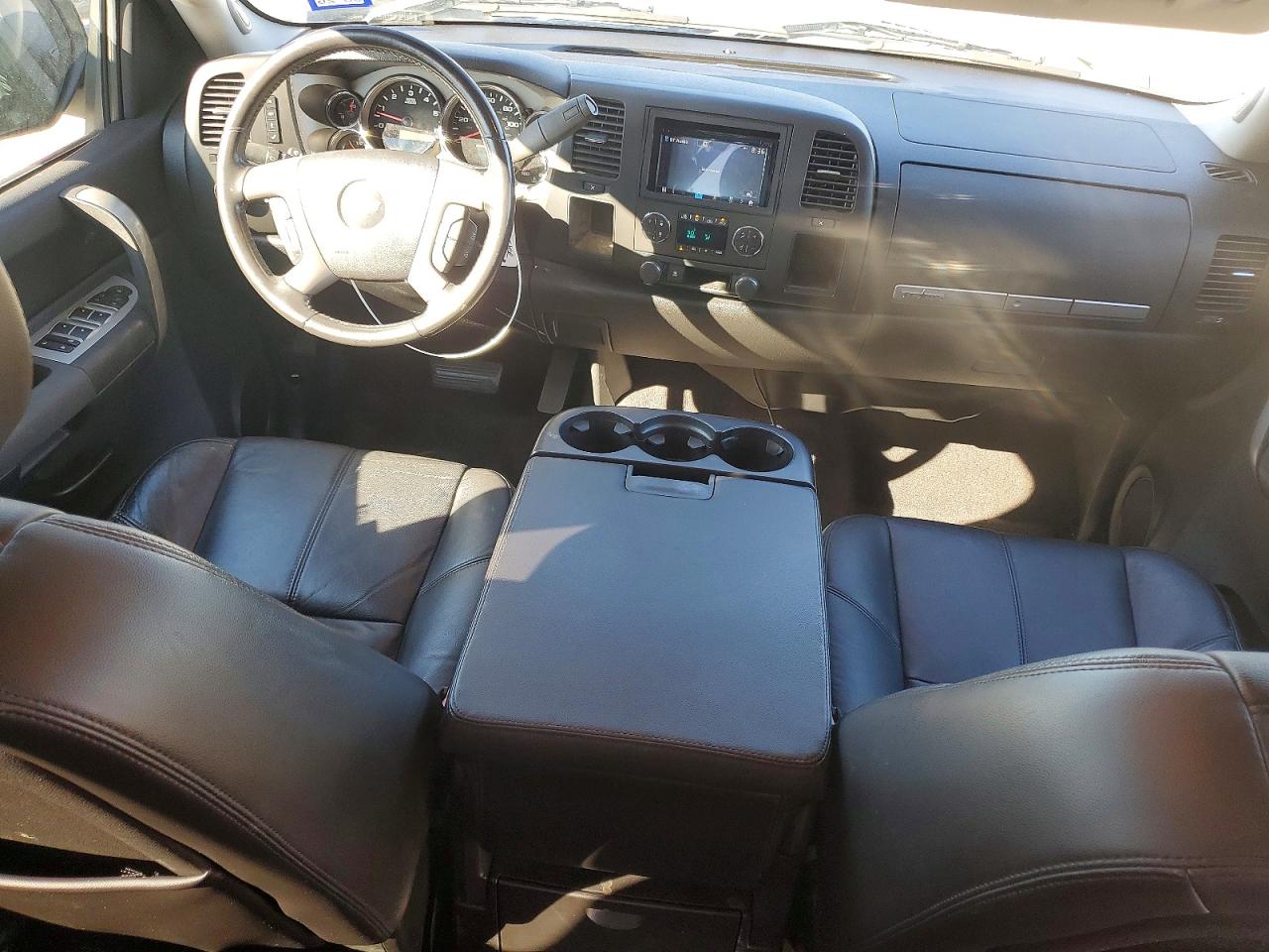 2009 CHEVROLET SILVERADO C1500 LT photo 8