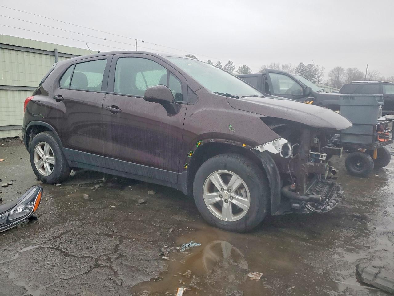 2021 CHEVROLET TRAX LS photo 4