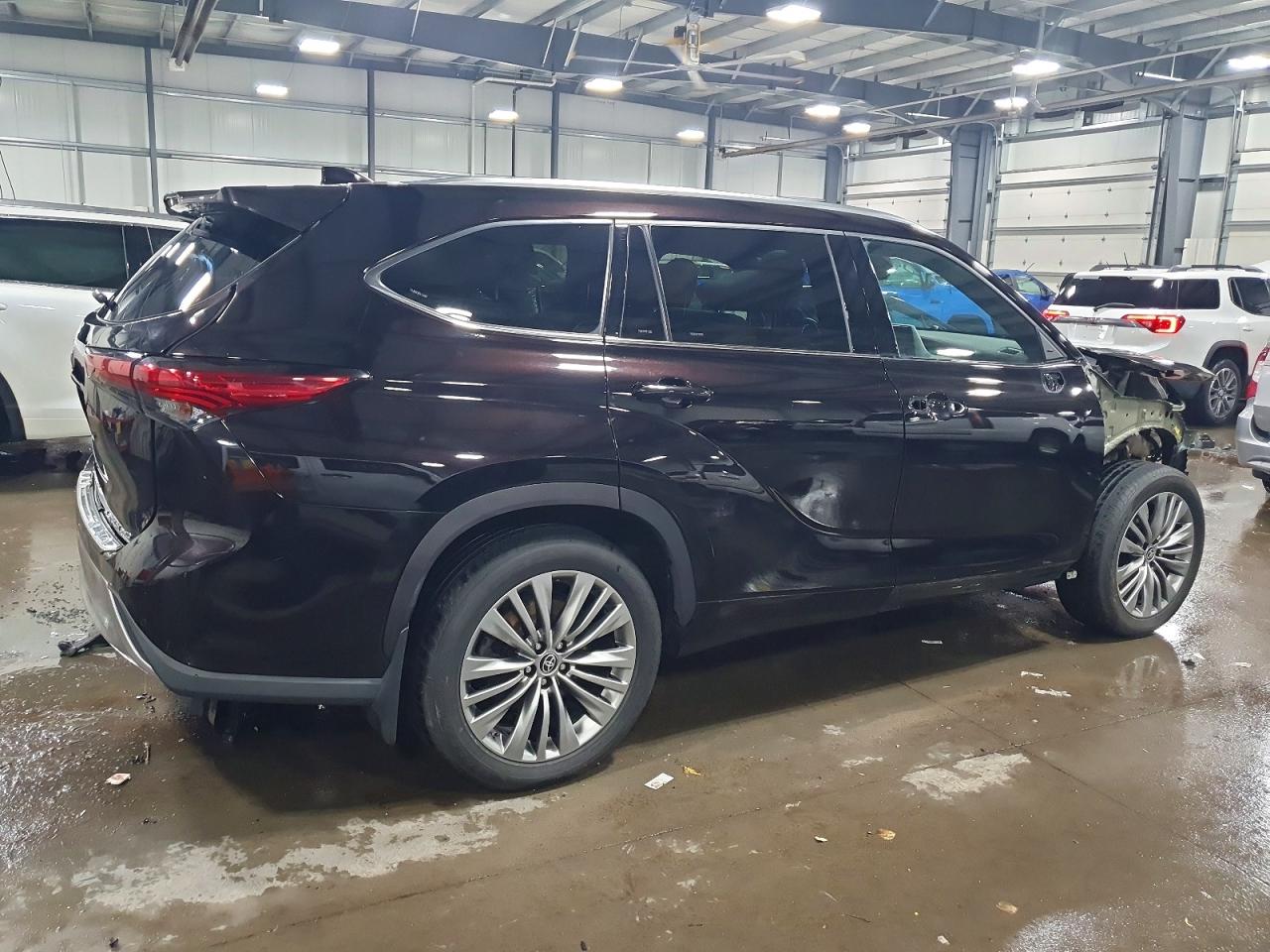 2021 TOYOTA HIGHLANDER PLATINUM photo 3