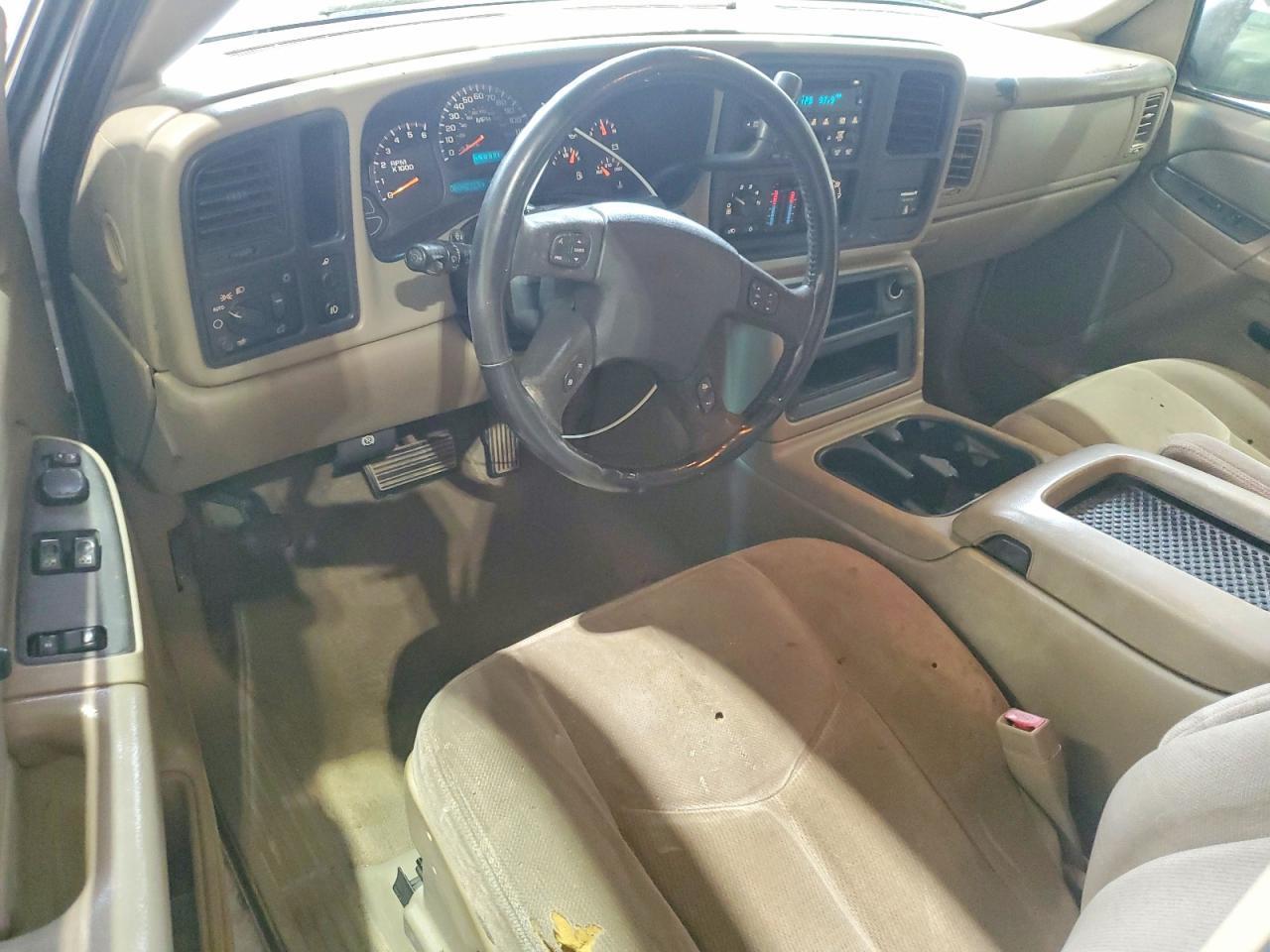 2004 GMC NEW SIERRA C1500 photo 8