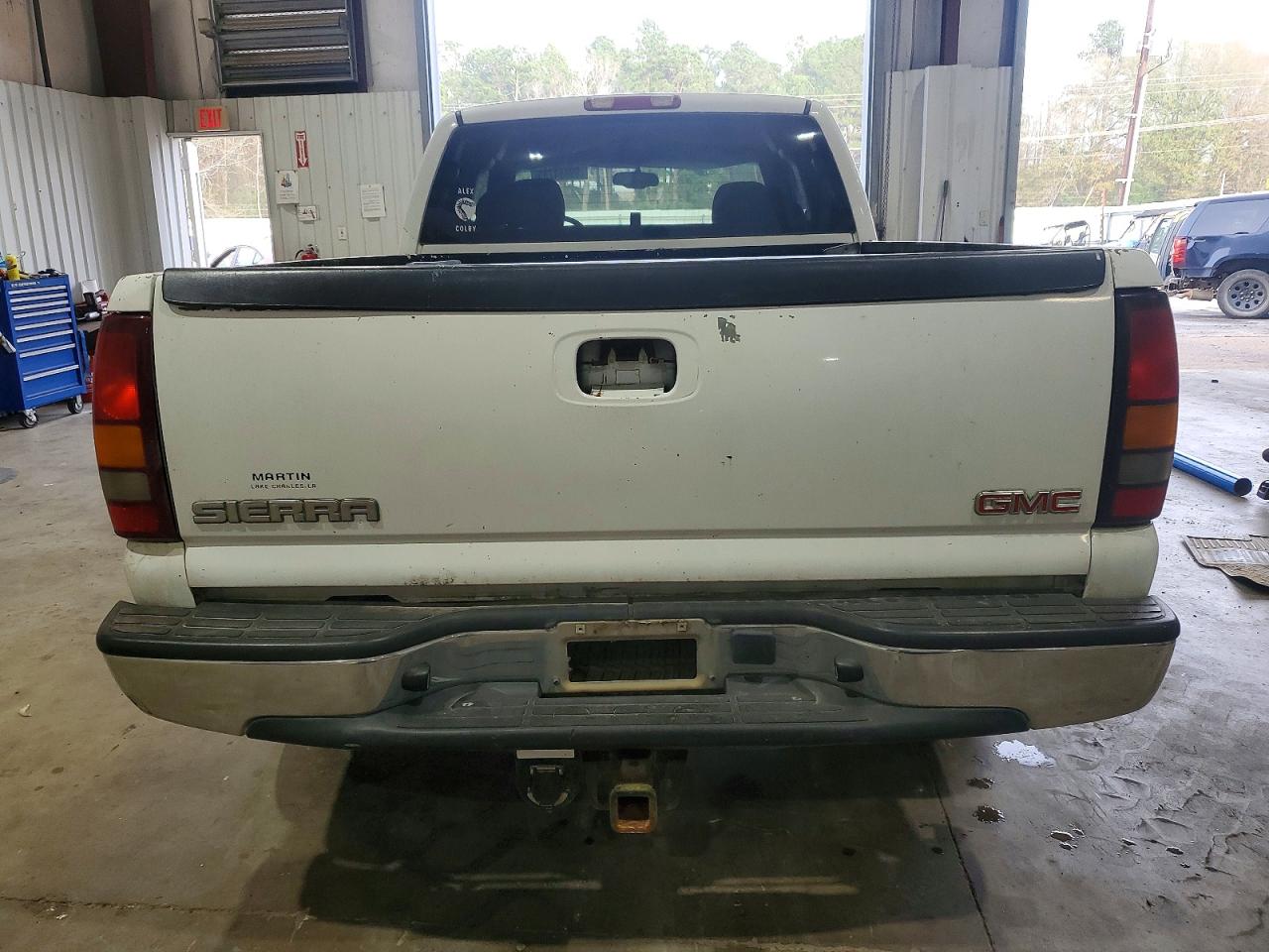 2004 GMC NEW SIERRA C1500 photo 6