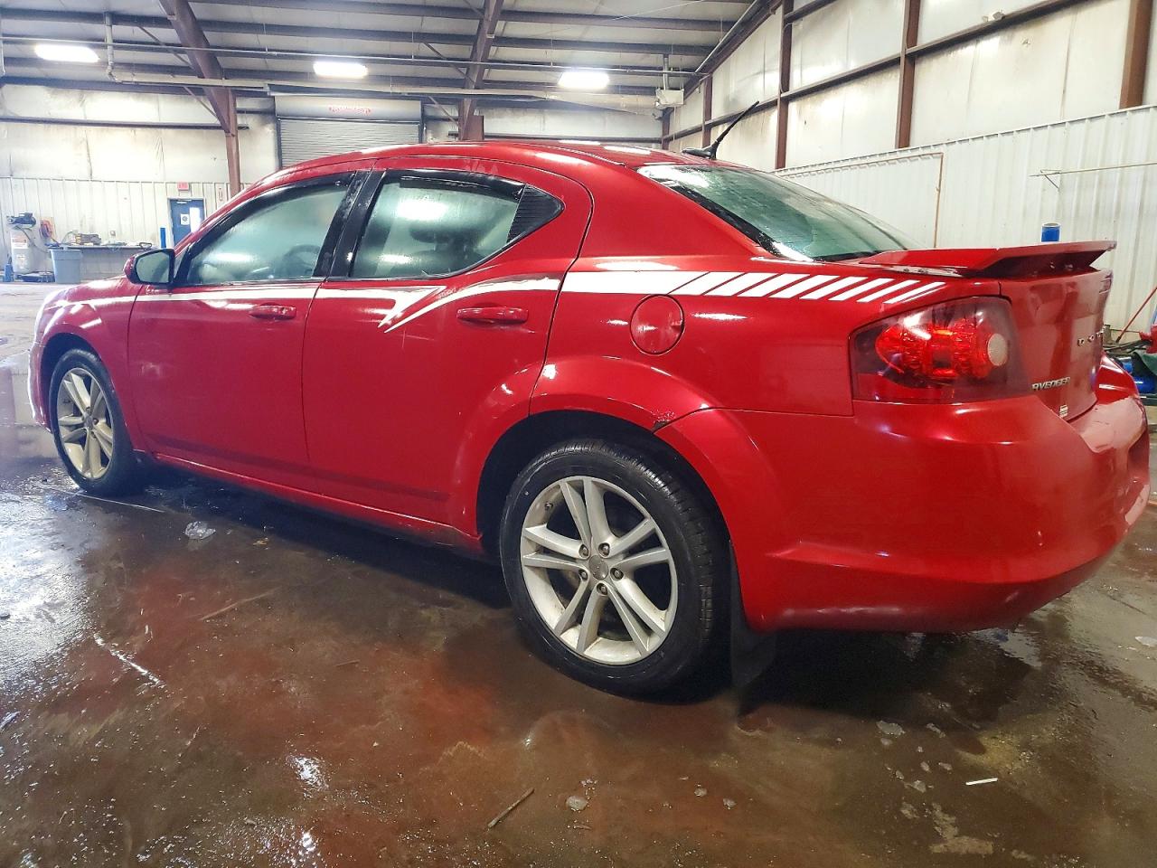 2013 DODGE AVENGER SXT photo 2