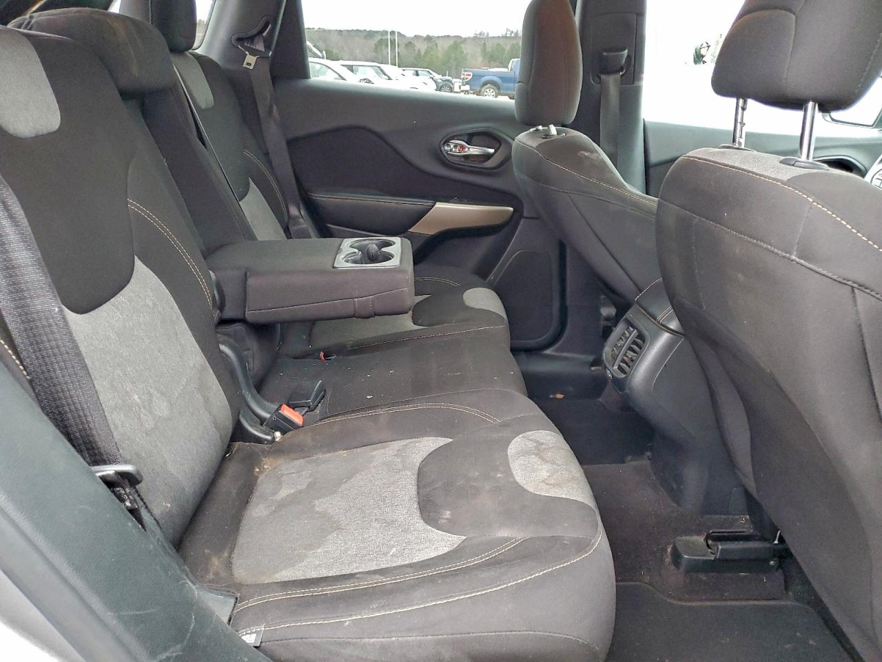 2018 JEEP CHEROKEE LATITUDE photo 11