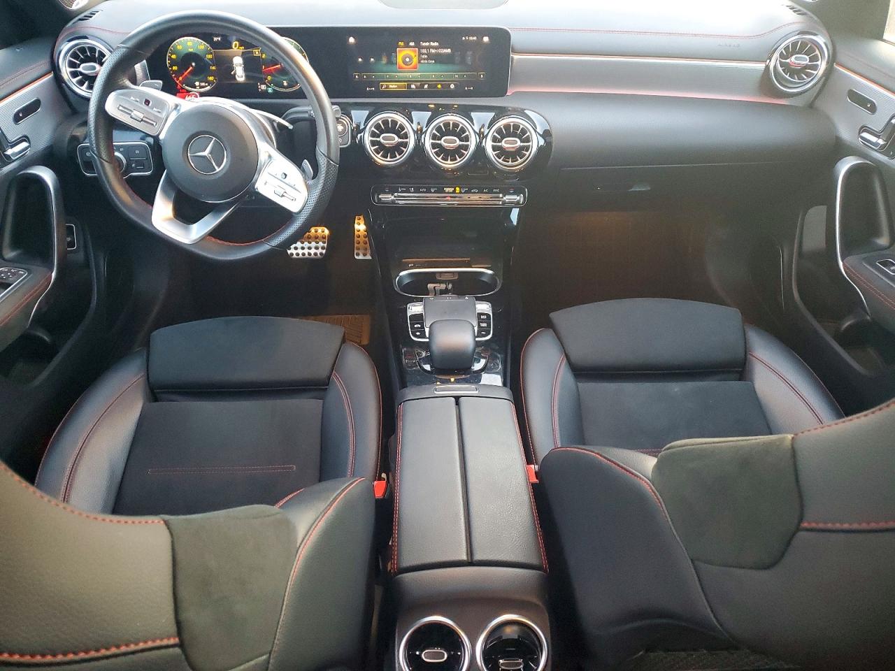 2020 MERCEDES-BENZ CLA 250 photo 8