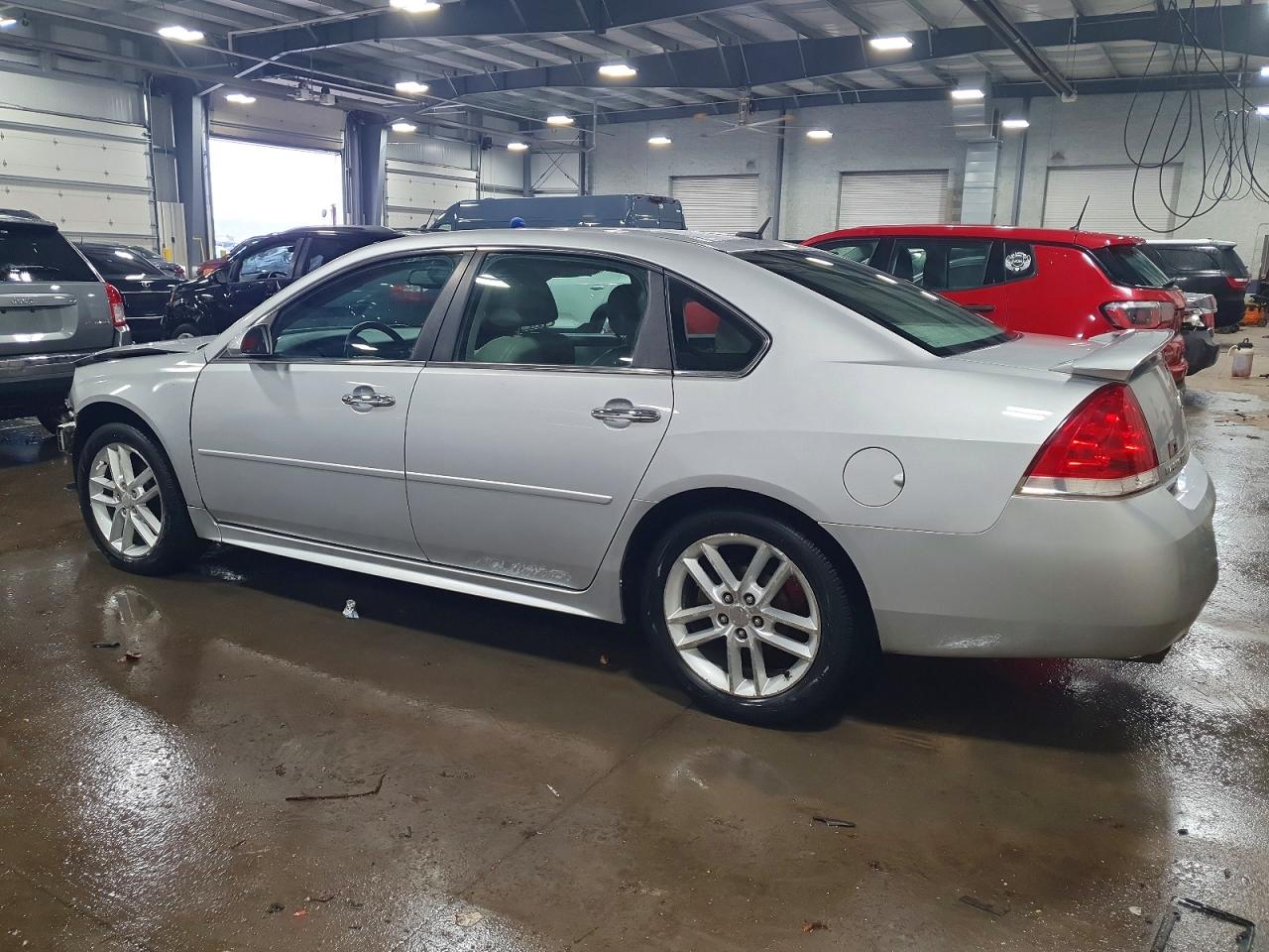 2012 CHEVROLET IMPALA LTZ photo 2