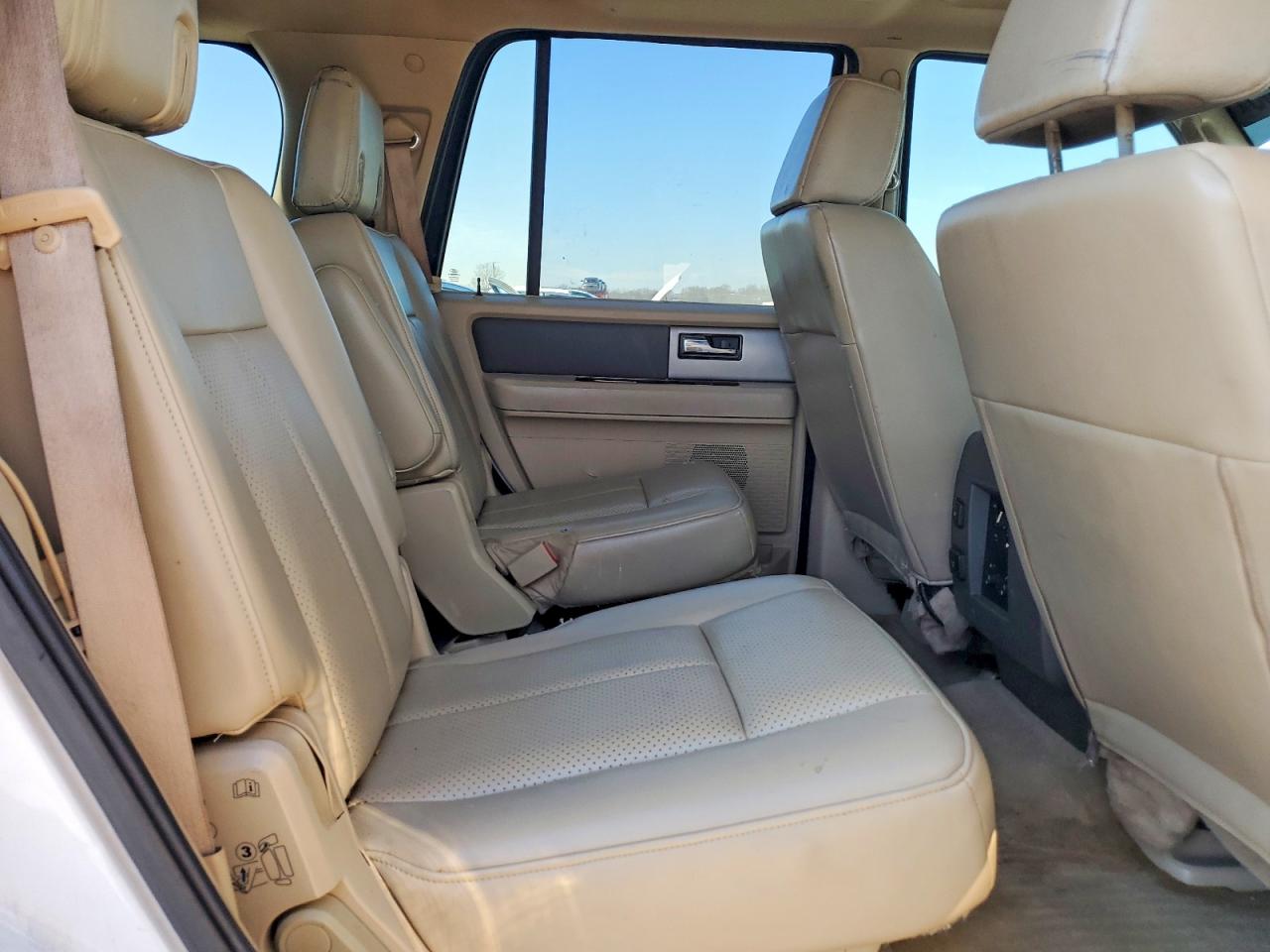 2011 FORD EXPEDITION XLT photo 10