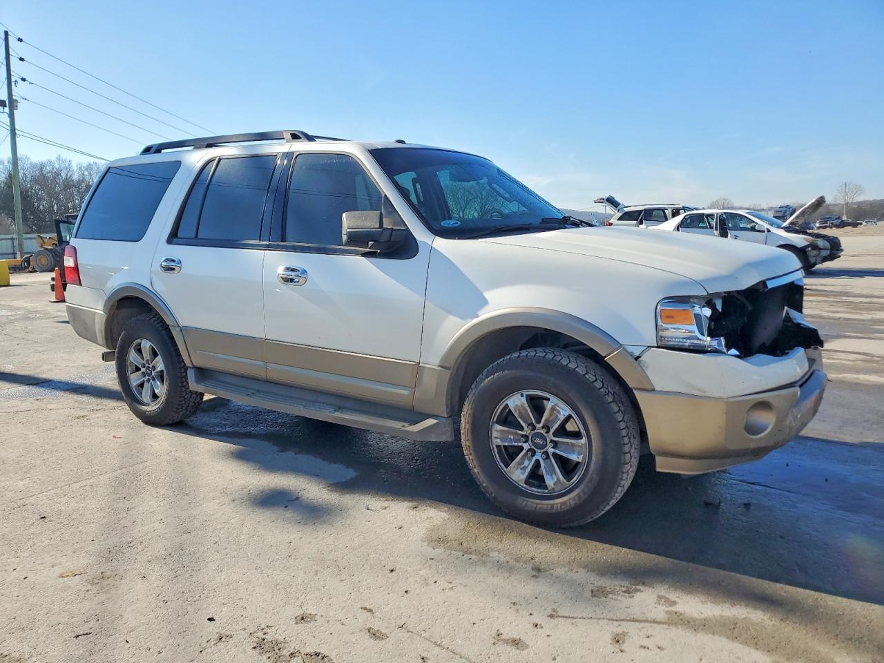 2011 FORD EXPEDITION XLT photo 4