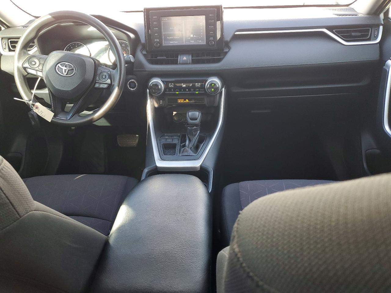 2019 TOYOTA RAV4 XLE photo 8