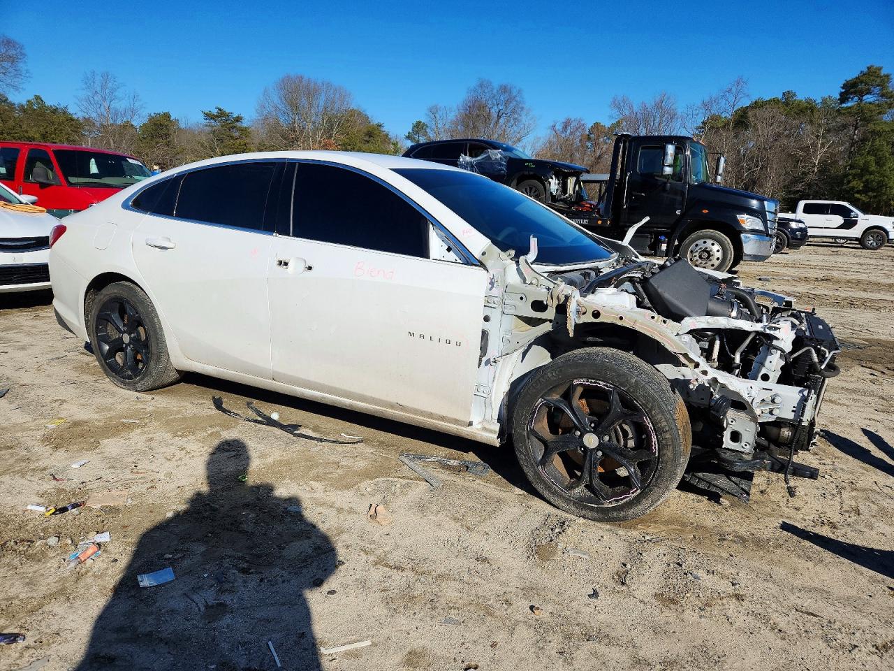 2021 CHEVROLET MALIBU LT photo 4