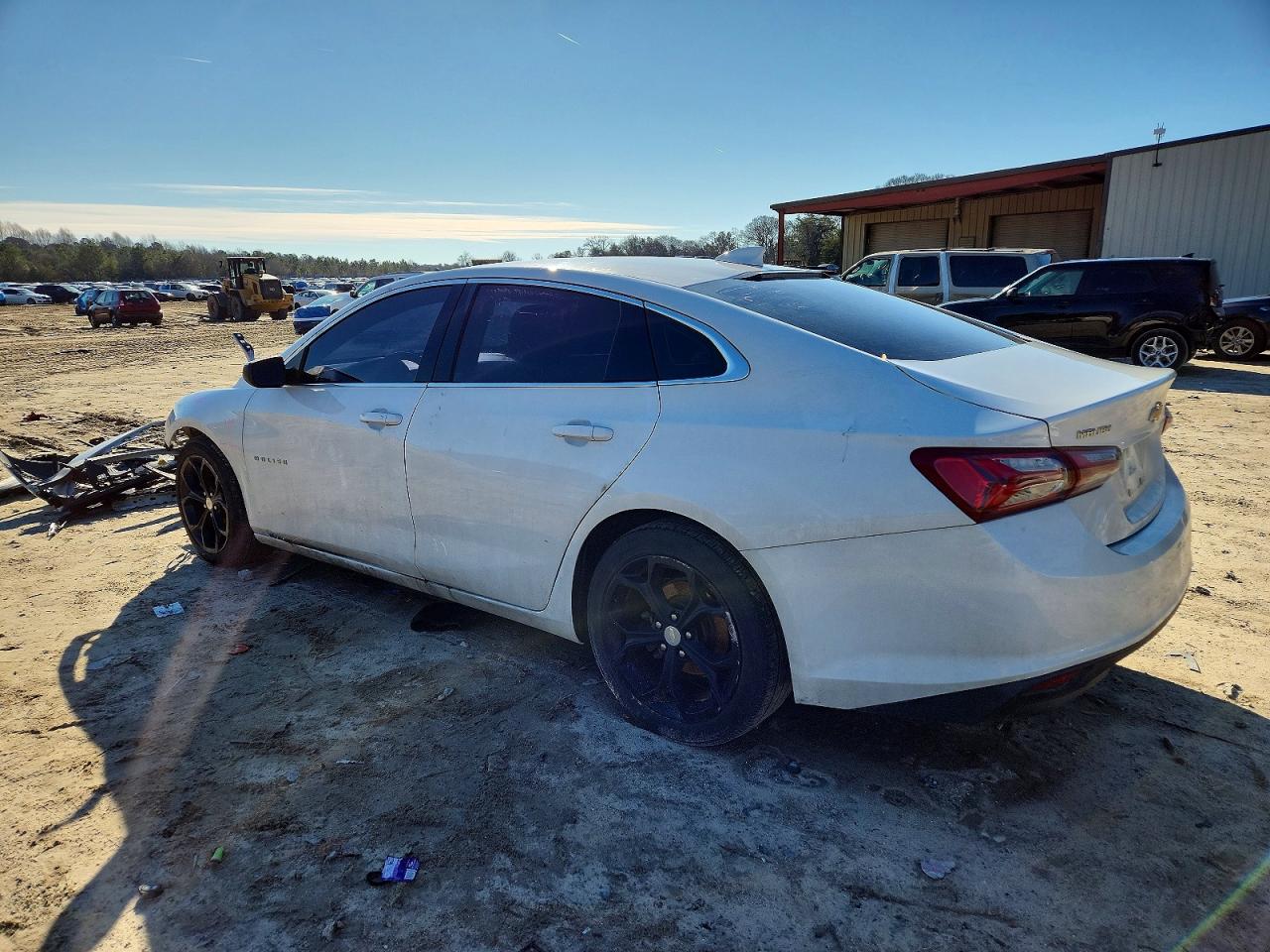 2021 CHEVROLET MALIBU LT photo 2