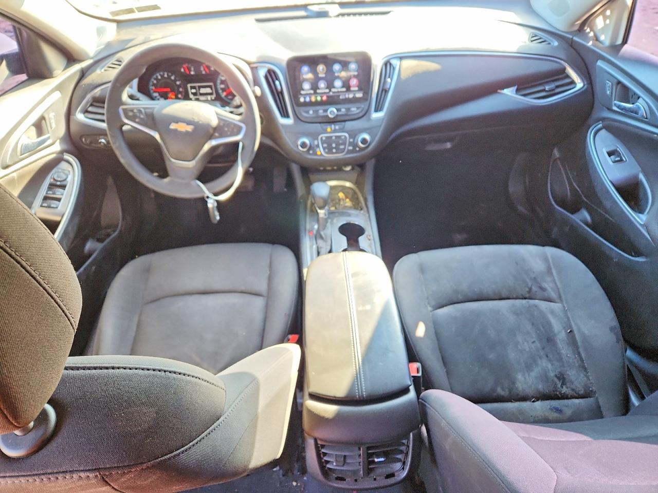 2021 CHEVROLET MALIBU LT photo 8