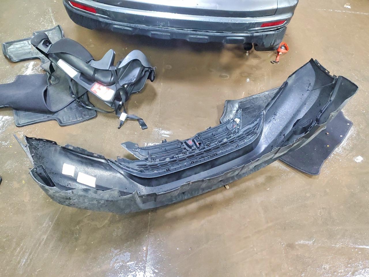 2010 HONDA CR-V EXL photo 12