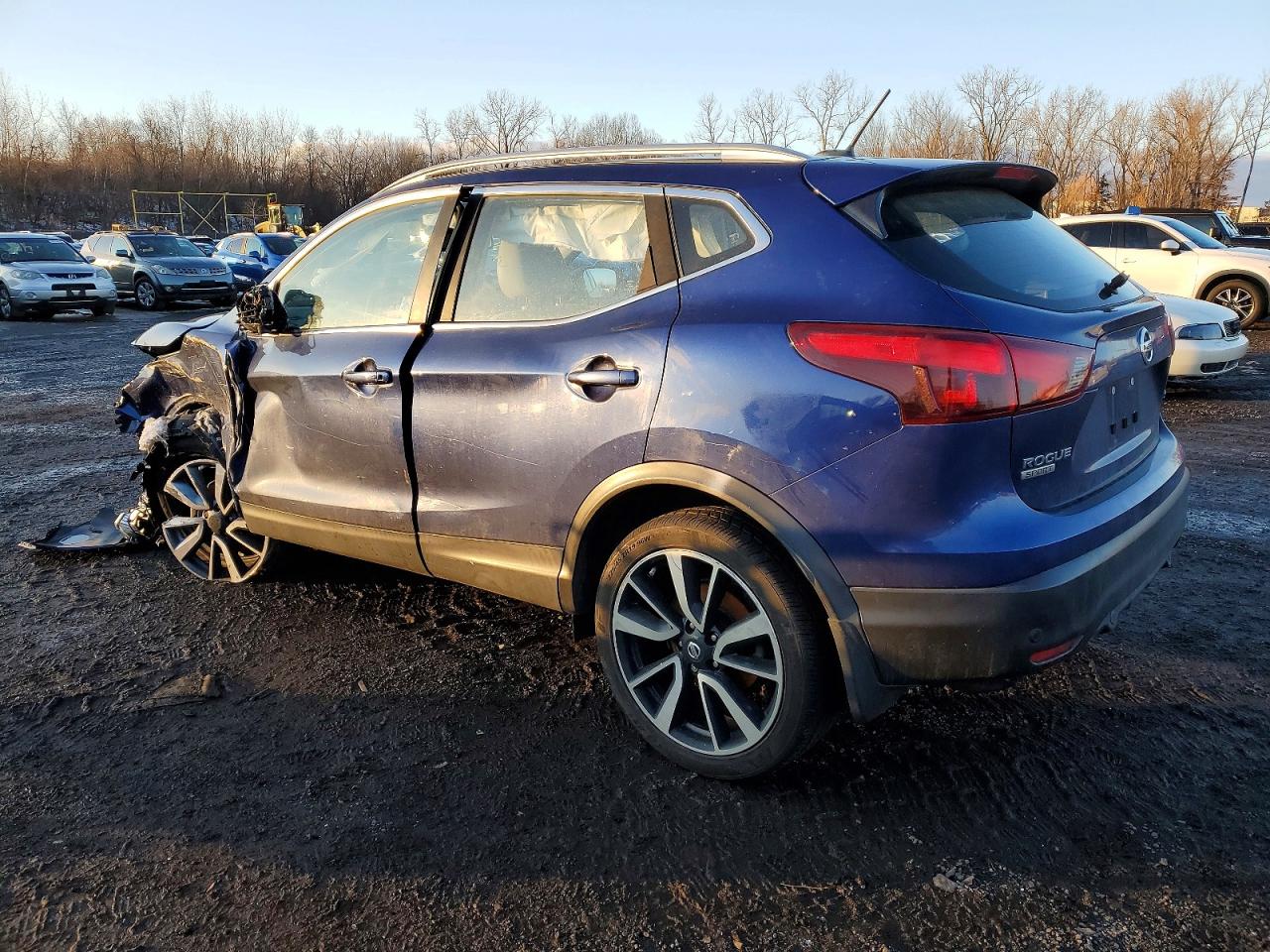 2019 NISSAN ROGUE SPORT S photo 3